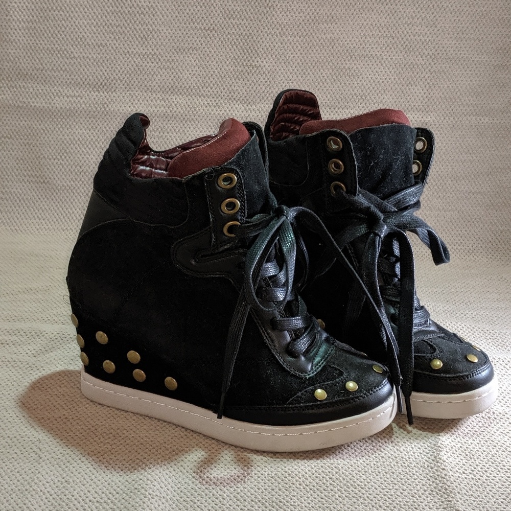 🔥Raport HighTops With a HighHeel